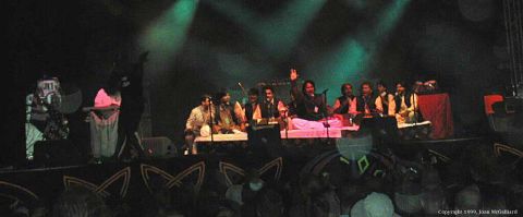 Rizwan-Muazzam Qawwali Group with Fun^Da^Mental 1