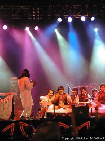 Rizwan-Muazzam Qawwali Group with Fun^Da^Mental 3